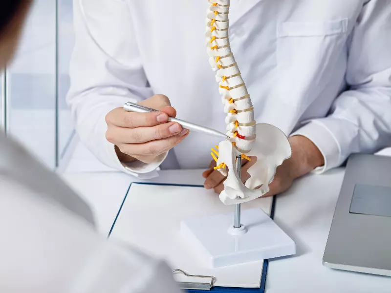 Disc Injury Treatment Chiropractor in Boulder, CO Near Me Disc Injury Exam