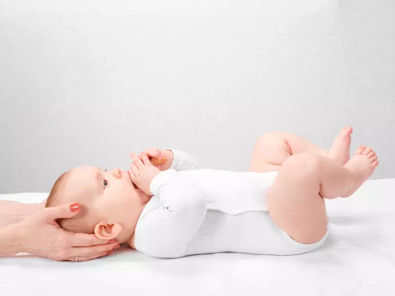 Pediatric Chiropractor for Kids in Boulder, CO Near Me Chiropractor for infants
